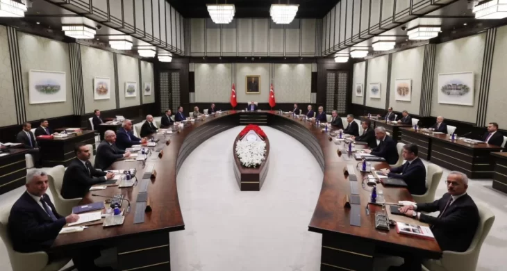 Kabine toplanıyor: Gündemde bölgesel kriz ve ekonomi var