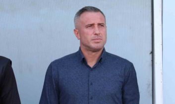 Kadir Kar, Düzcespor Teknik Direktörlüğünü bıraktı