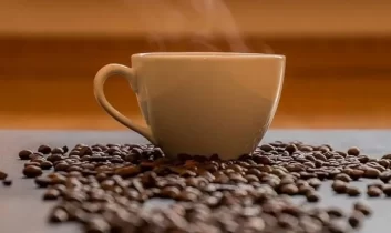 Çok Sıcak Çay ve Kahve Yemek Borusu kanseri riskini artırıyor