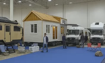 Kamp, karavan ve hobi tutkunları Adana’da buluşuyor