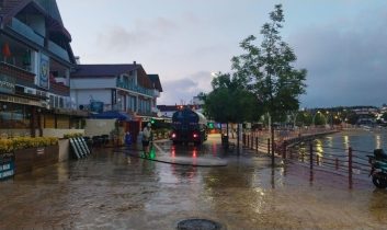 Kocaeli Büyükşehir’den dev temizlik harekâtı; Kandıra sahillerinde 992 ton çöp toplandı