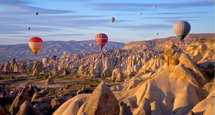 Kapadokya’da rüzgar engel oldu: Balon turları üçüncü günde de iptal