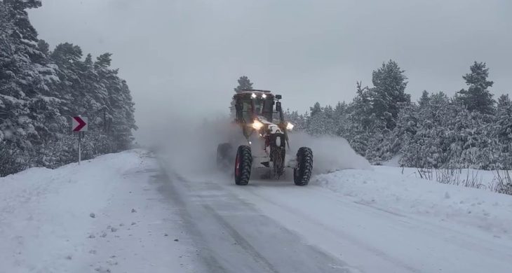 7 ilde kar engeli: 1327 yerleşim yerine ulaşım sağlanamıyor