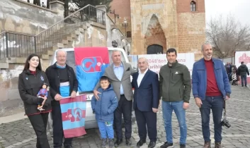 Afşinli ressamın Trabzonspor tutkusu ve başarı hikayesi dikkat çekti