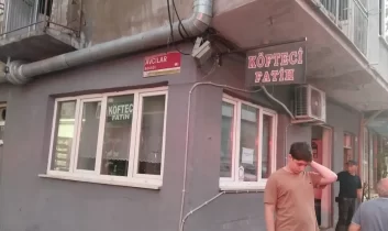 Balıkesir Karesi’de ev yangını: 2 araç ve 7 personel müdahale etti