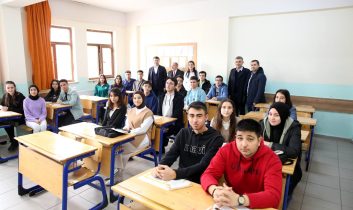 Aksaray’da 87 Bin Öğrenci 6 Bin 500 Öğretmen Yarıyıl Tatiline Merhaba dedi