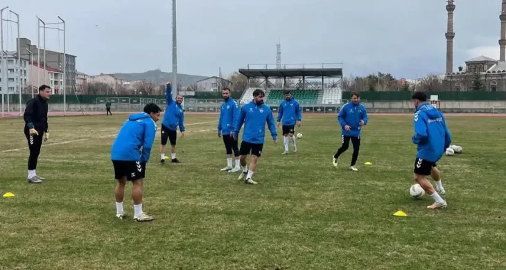 Kars 36 Spor’da Hakkari Zap Spor mesaisi sürüyor