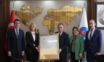 Kars Belediyesi “Bebek Dostu Destekleyici Kuruluş” ünvanını aldı