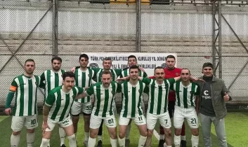 Kars Emniyetinden gol yağmuru; yarı finaldeler!