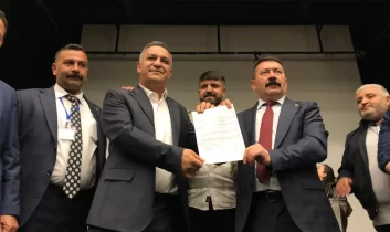 Kars ESOB seçiminde Murat Bakırhan yeniden başkan seçildi