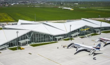 Kars Harakani Havalimanı’nda yolcu trafiği artıyor