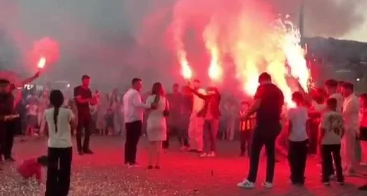 Kars Kalesi manzarasında unutulmaz evlilik teklifi
