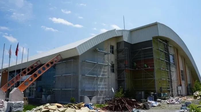 Kars Yarı Olimpik Yüzme Havuzu tadilata alındı