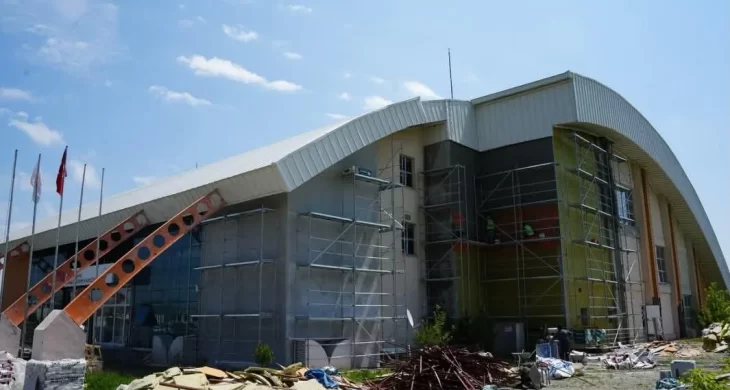 Kars Yarı Olimpik Yüzme Havuzu tadilata alındı
