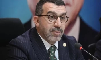 Kars Yarı Olimpik Yüzme Havuzu yenileniyor