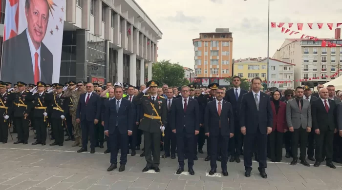 Kars’ta 30 Ağustos Zafer Bayramı Kutlamaları Hava Muhalefeti Engeline Takıldı