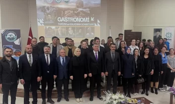 Kars’ta anlamlı program: Gastronomi ve turizm aynı sofrada buluştu