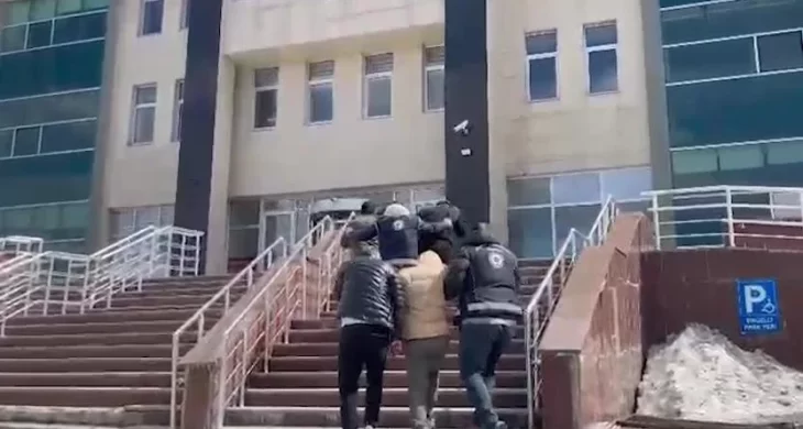 Kars’ta göçmen kaçakçılığı operasyonu: 4 şüpheli tutuklandı