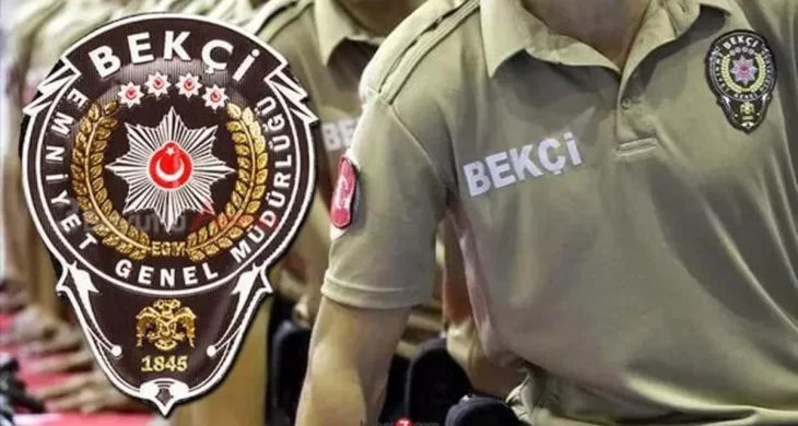 Kars’ta görev yapan mahalle bekçilerinden Kars 36 Spor’a anlamlı destek