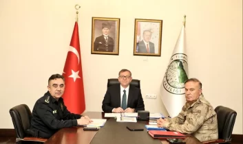 Kars’ta Güvenlik Toplantısı VKS üzerinden gerçekleştirildi
