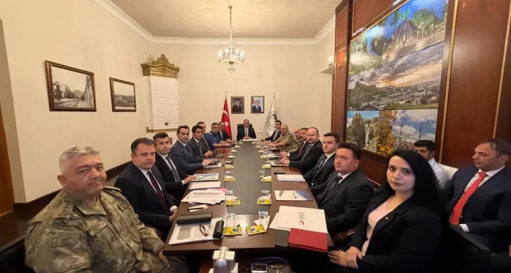 Kars’ta güvenlik ve asayiş tedbirleri değerlendirildi