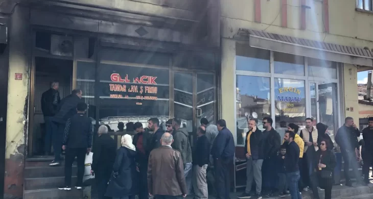 Kars’ta lavaş fırınlarında arefe günü yoğunluğu