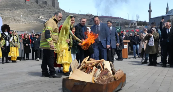 Kars’ta Nevruz Bayramı kutlandı