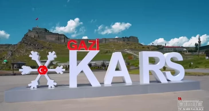 Kars’ta sokaklarda bayram sessizliği: caddeler boşaldı
