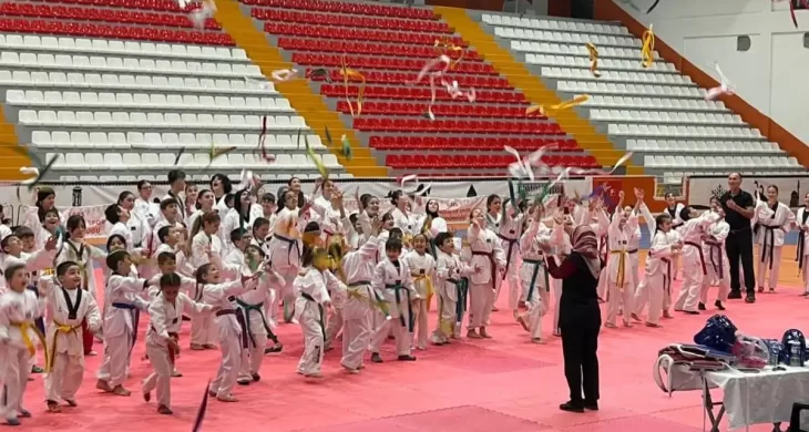 Kars’ta Taekwondo Kuşak Sınavı heyecanı yaşandı