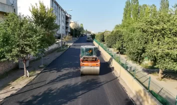 Kars’ta yol çalışmaları sürüyor