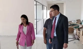 Kaymakam, yeni kaymakamlık binasında incelemede bulundu