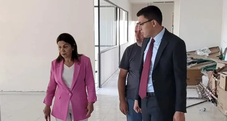 Kaymakam, yeni kaymakamlık binasında incelemede bulundu