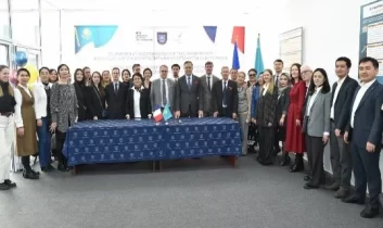 Kazakistan’da ilk: Fransız Merkezi çalışmalarını sürdürüyor
