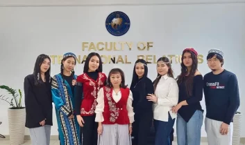 Kazakistan’da “Kültür ve Gelenekler Günü” kutlanıyor