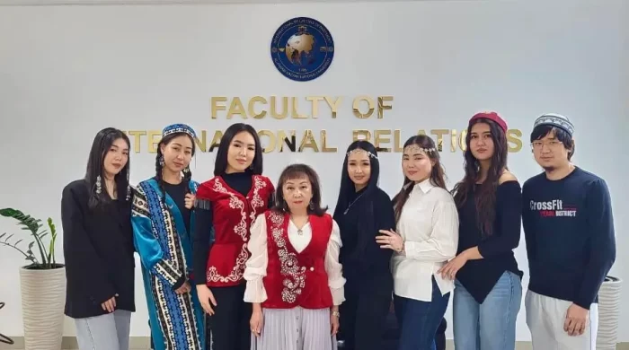 Kazakistan’da “Kültür ve Gelenekler Günü” kutlanıyor