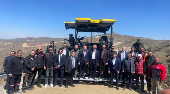 Kazmaca–Kalecik yolunda asfalt çalışmaları başladı