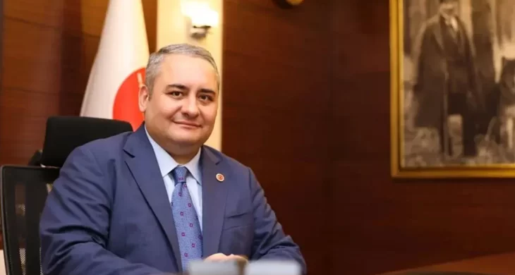 Keçiören Belediye Başkanı Özarslan partisi CHP’den ayrıldığını duyurdu