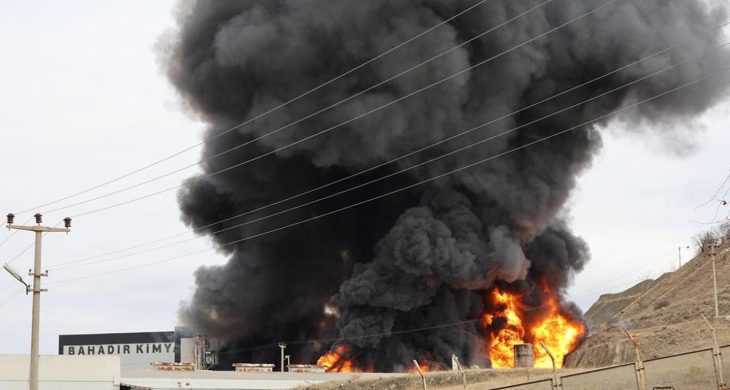 Kırıkkale OSB’de kimyasal fabrikada büyük yangın