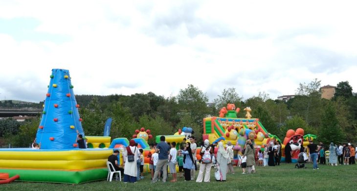 Eğlencenin durağı bu kez Derince oldu