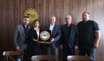 Cemevlerinden Başkan Büyükakın’a teşekkür