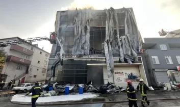 Kocaeli’deki depo yangını soruşturmasında 7 kişi açığa alındı