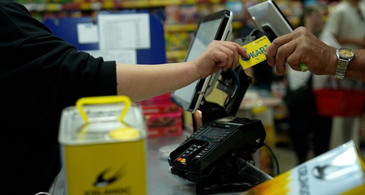 Kocaeli Büyükşehir’den 25 bin haneye 41 kart desteği