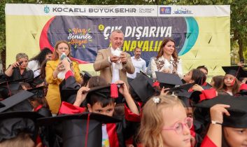 Lokomotif Çocuk Köyü’nde mezuniyet töreni: Büyükakın: “Burası hayata atılan ilk adım”