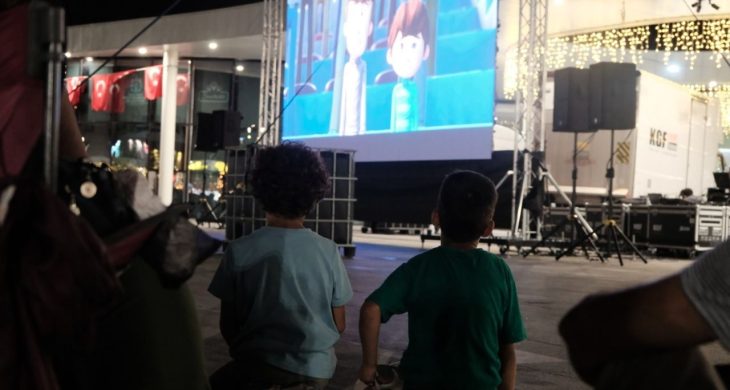 İzmit’te yıldızların altında ‘Rafadan Tayfa’ keyfi