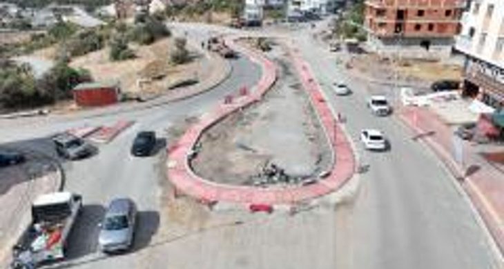 Kocaeli Büyükşehir, trafikte tıkanan damarları birer birer açıyor