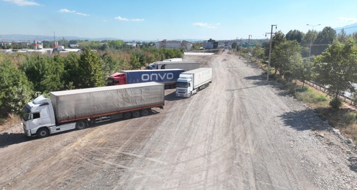 D-130’da ağır vasıta yasağı başladı, trafik rahatladı