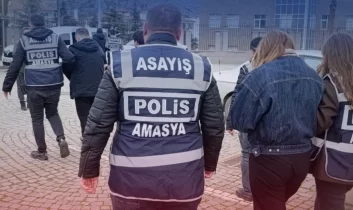 Kredi kartı bilgileriyle 2,1 milyon TL’lik dolandırıcılık: 3 tutuklama