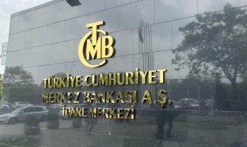 Kredi kartı faizlerinde yeni düzenleme Resmi Gazete’de yayımlandı