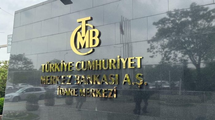 Kredi kartı faizlerinde yeni düzenleme Resmi Gazete’de yayımlandı