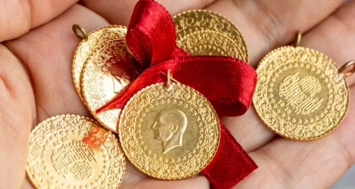 Küresel gelişmelerle altın düşüşe geçti: Gram 6 bin 608 TL